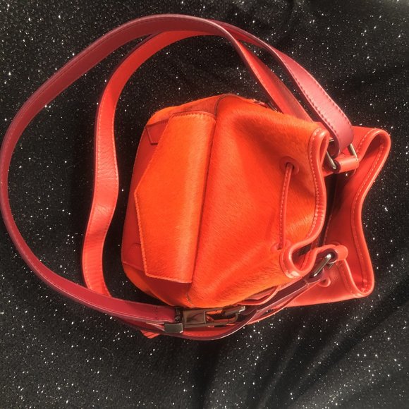 Mini Stella mandarin bucket bag - Picture 2 of 5